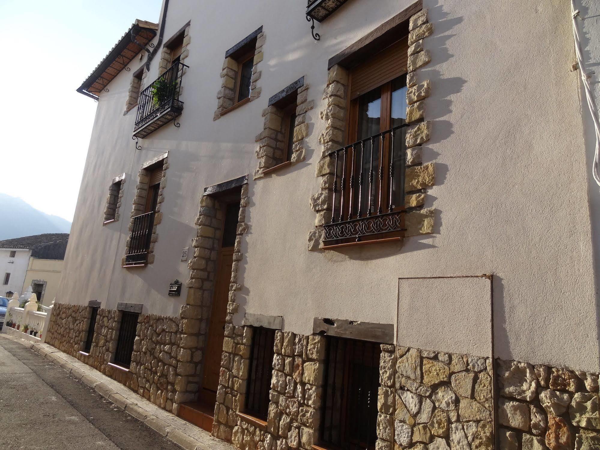 Hotel La Casa Del Carrebaix Orba Exterior foto