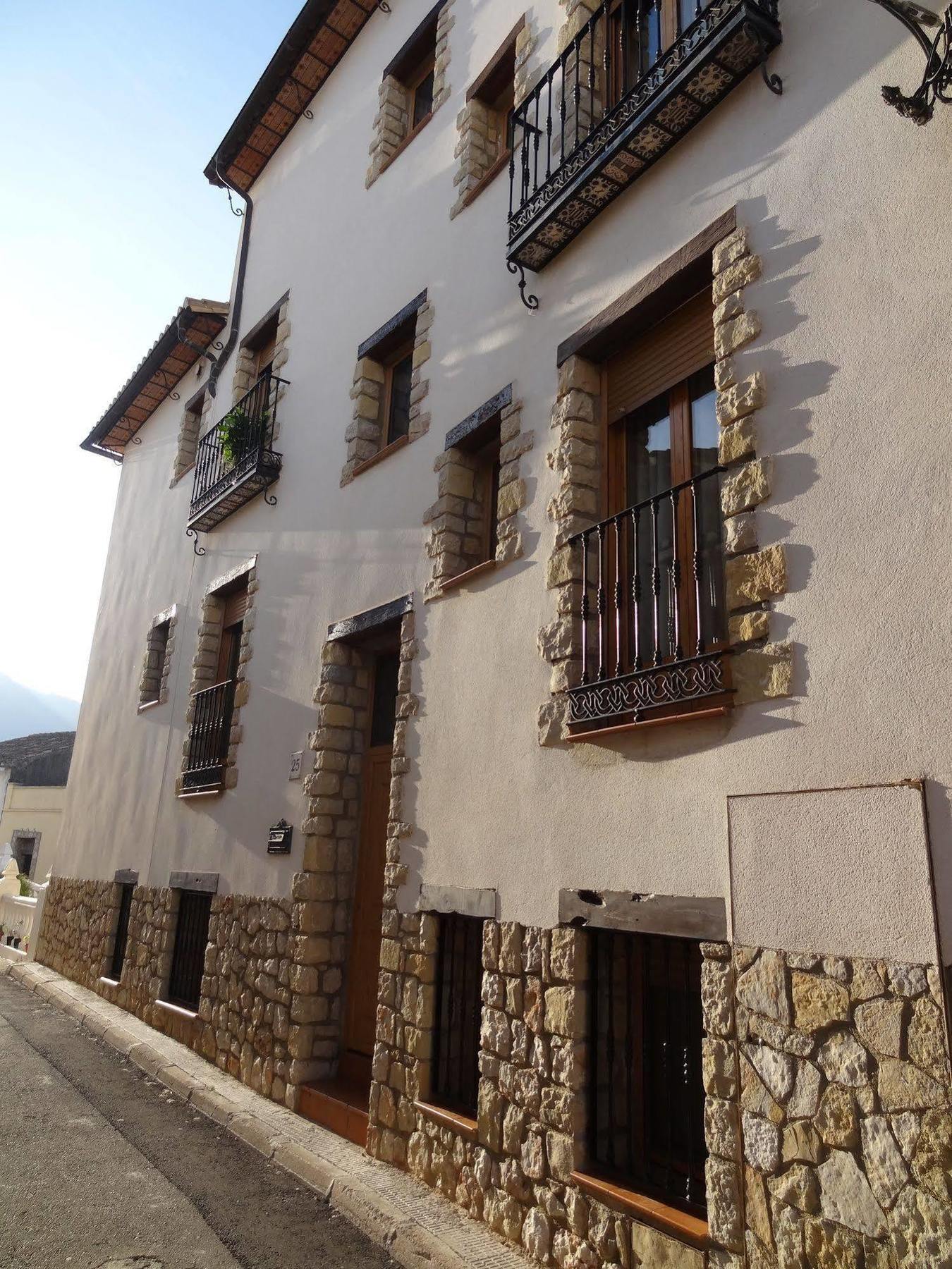 Hotel La Casa Del Carrebaix Orba Exterior foto